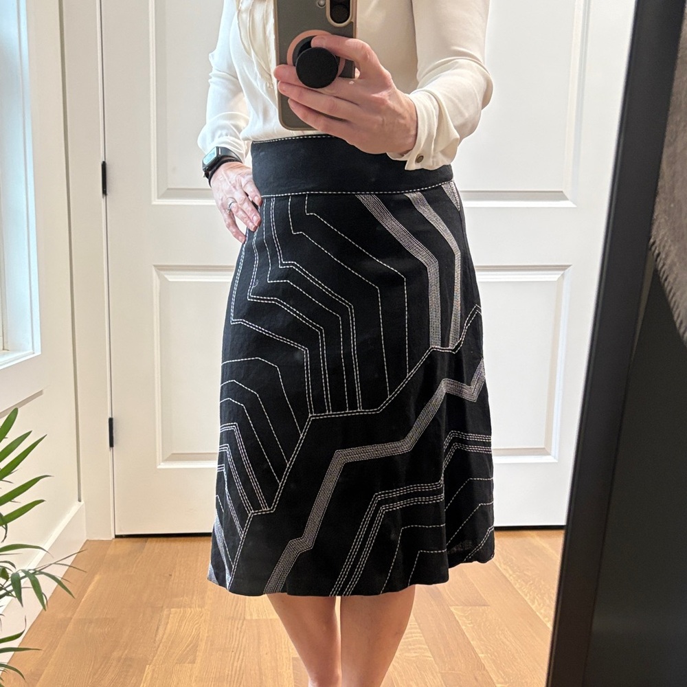 Chic Black and Gray A-Line Skirt